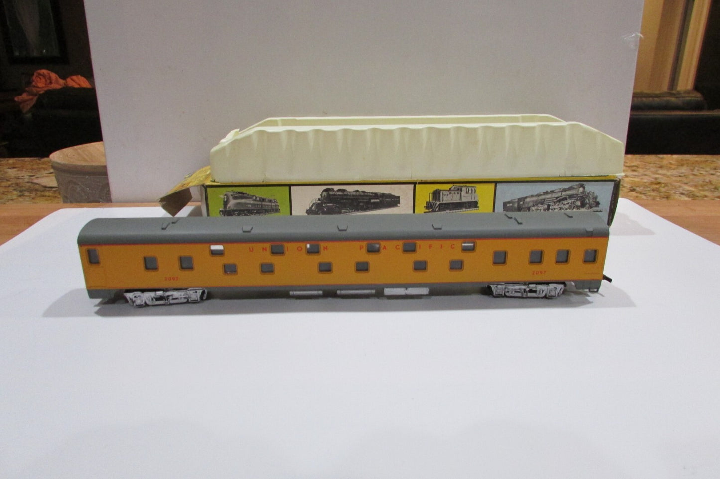 HO Scale AHM 6406-UP HO Union Pacific 1930 Duplex Sleeper #2097 Lot#2834