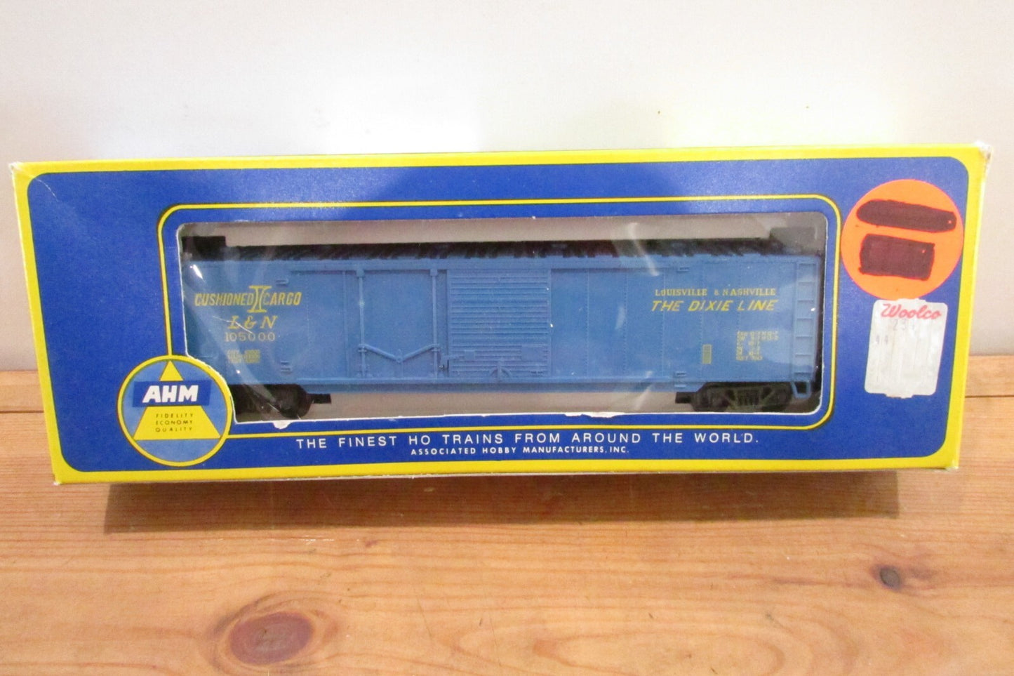 HO Scale AHM 5422F 50ft  Combination Box Car L&N "The Dixie Line"