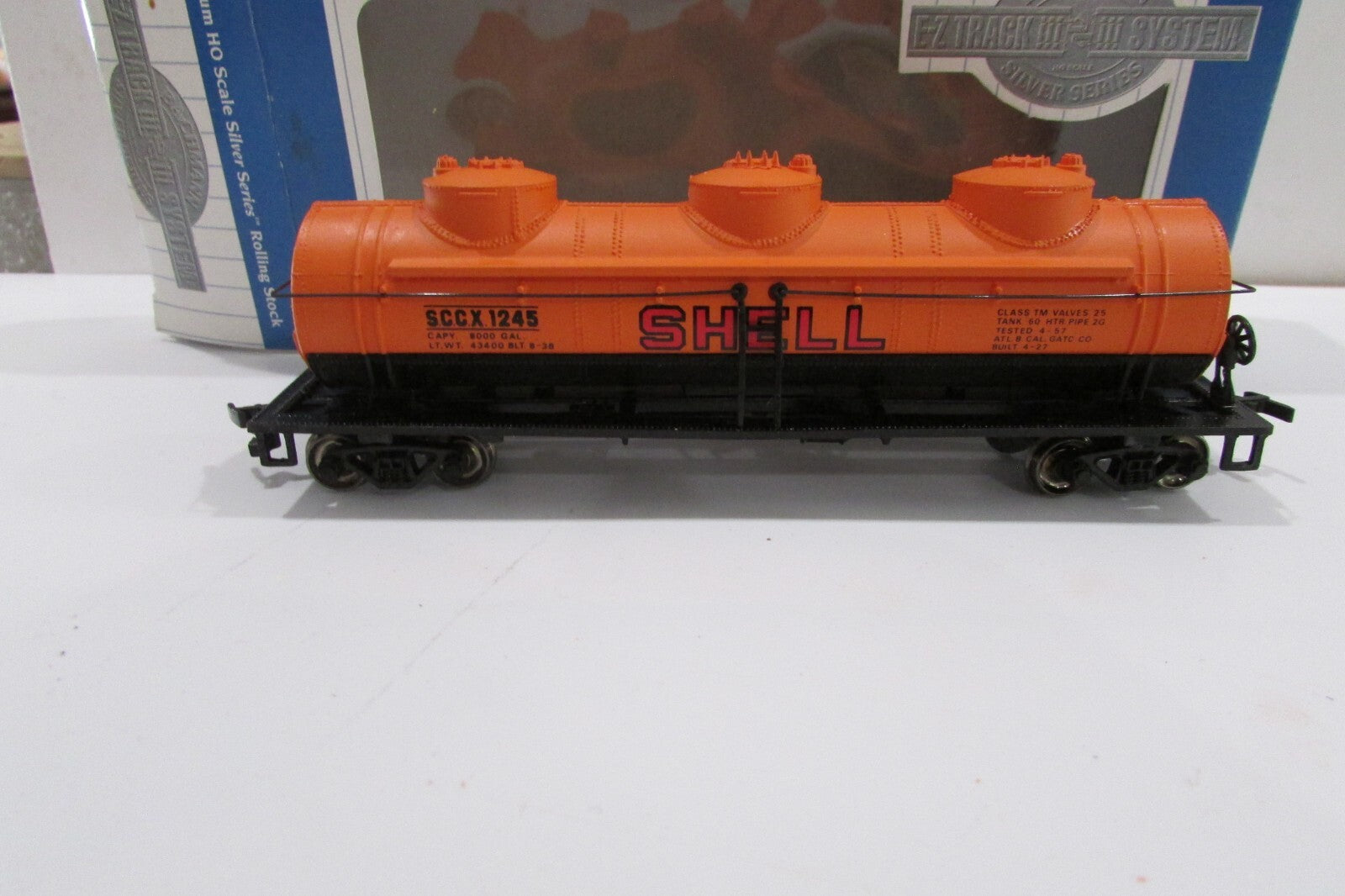 HO Scale Bachmann 17134 40' Three Dome Tank Car SHELL