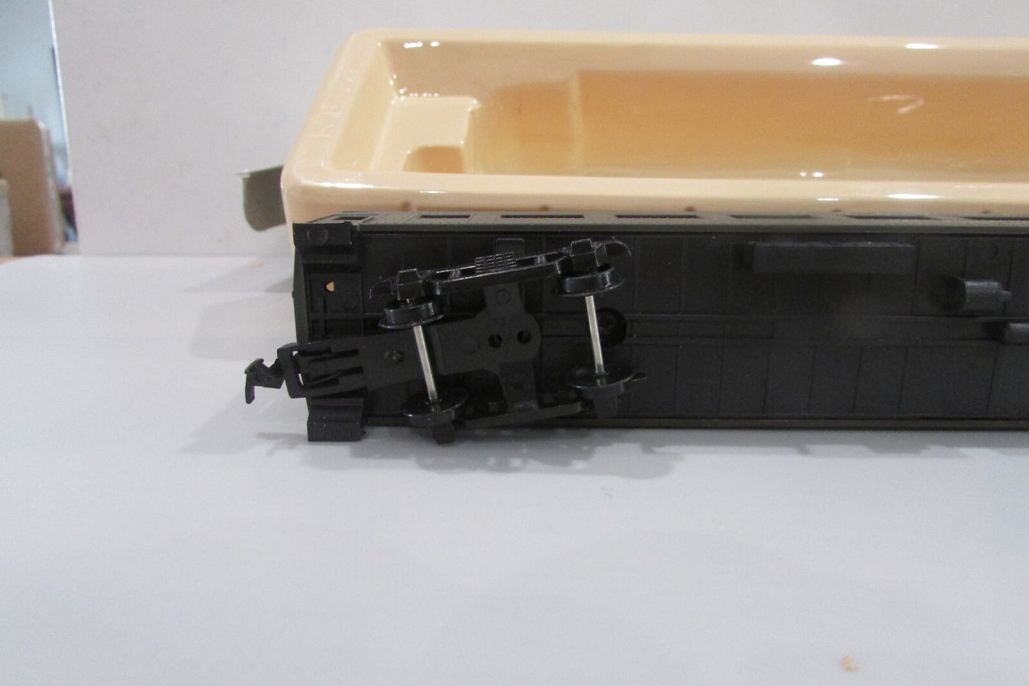HO Scale Model Power 9914 67' Harriman Observation Car Santa Fe Lot#2781