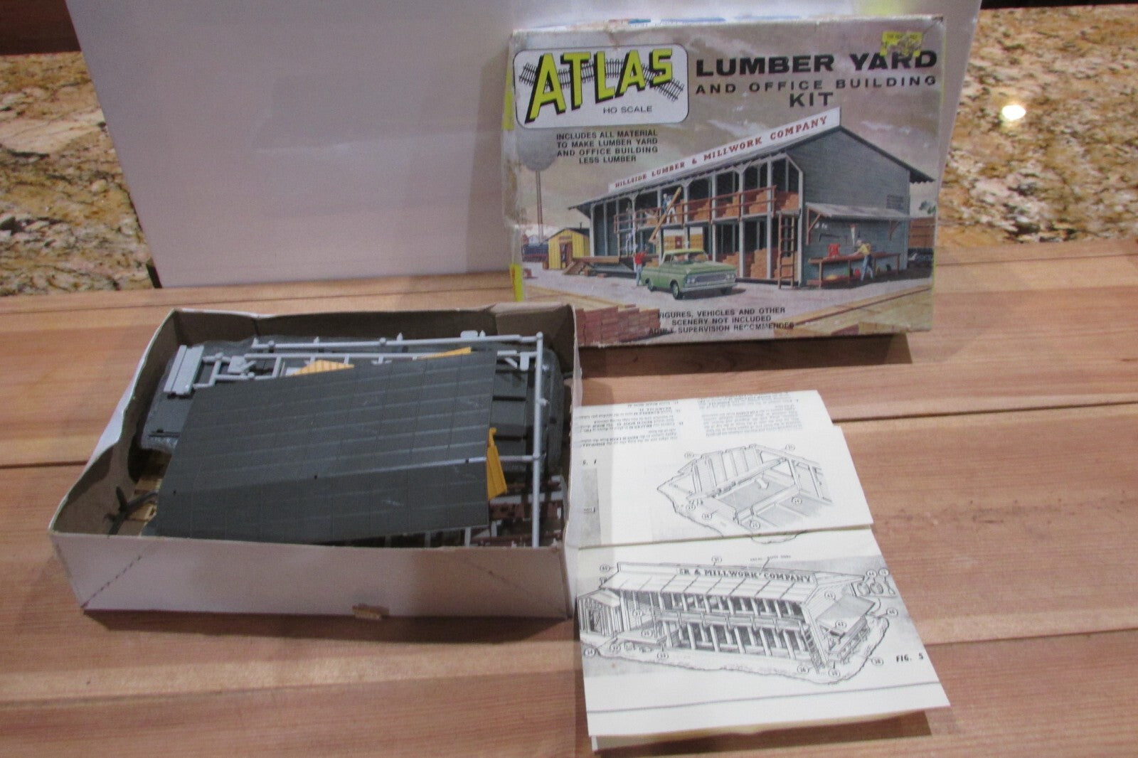 Ho Scale Atlas Kit#750 Lumber Yard & Office Building Kit LOT#0050