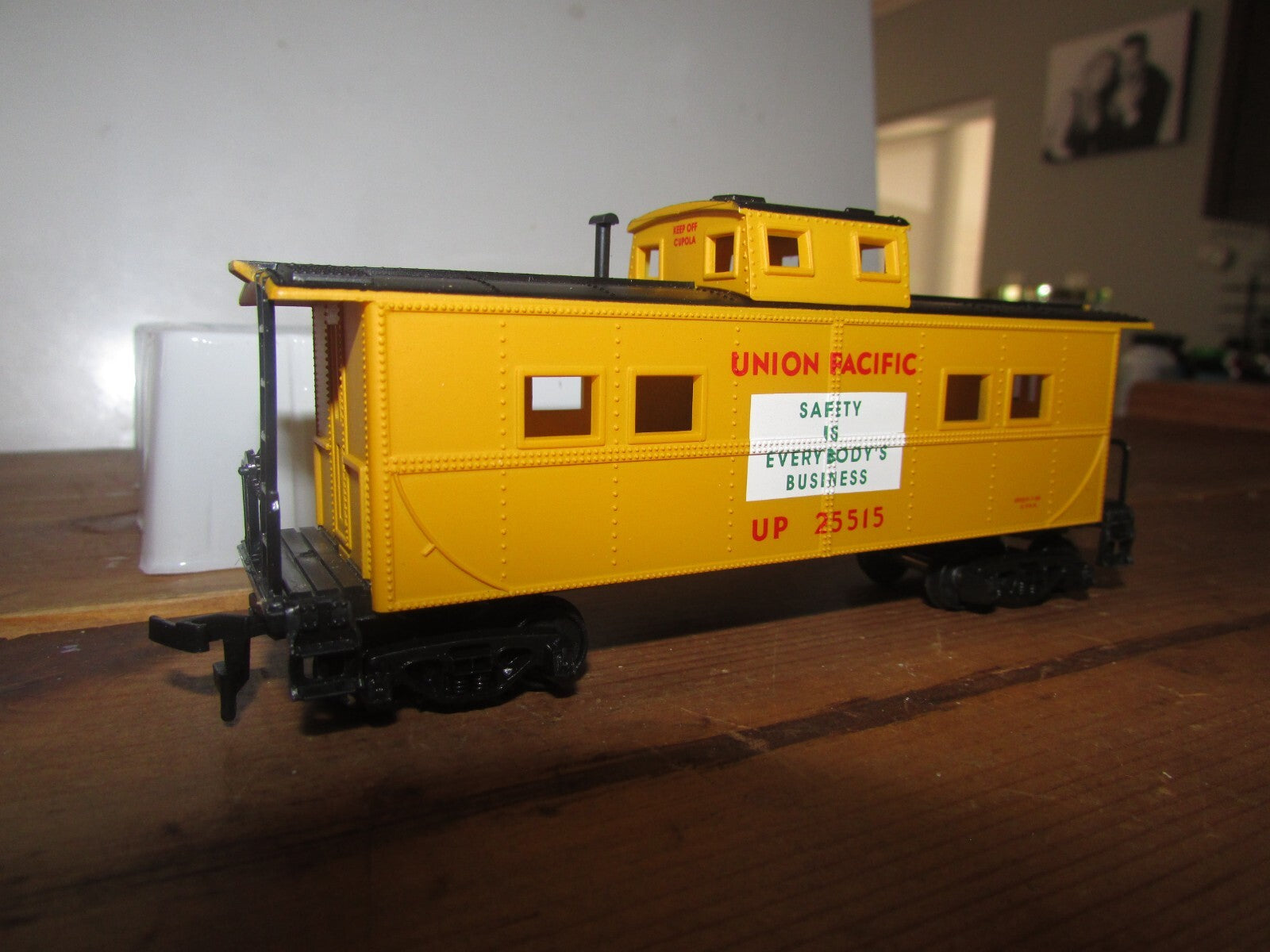 HO Scale Mantua 7326-503 Heavy 36' Caboose Union Pacific #25515 Lot#3543