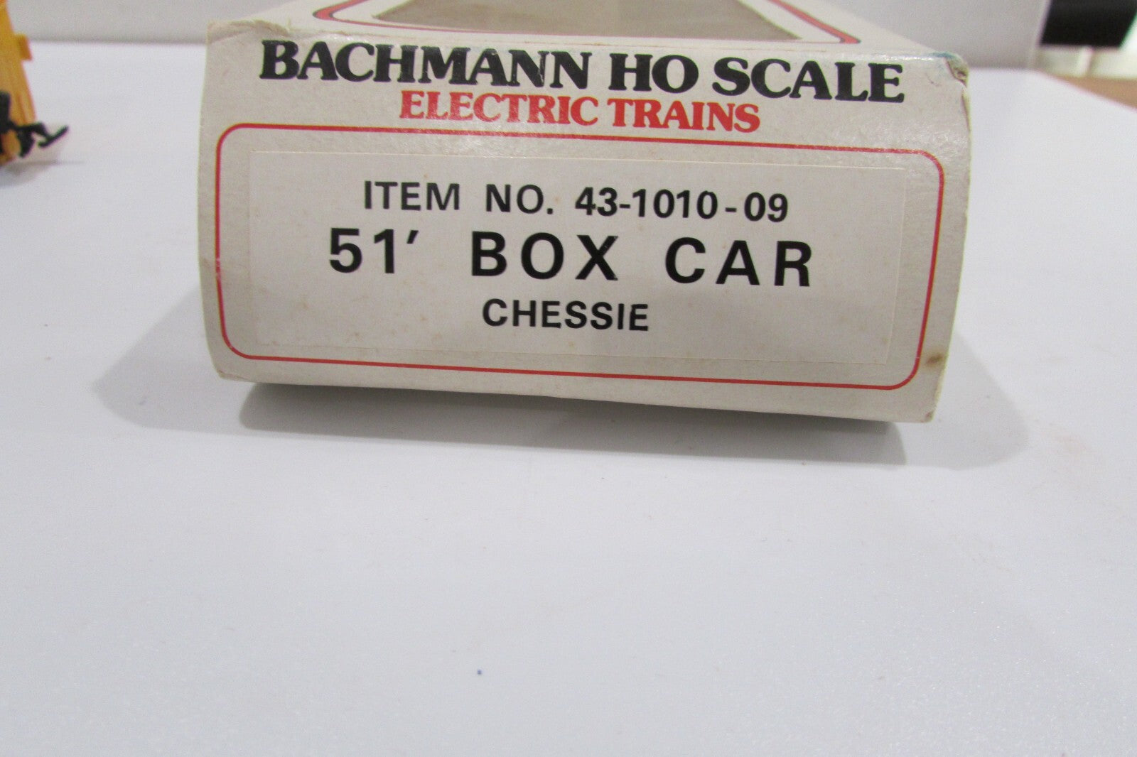 HO Scale Bachmann 43-1010-9 51' Box Car CHESSIE