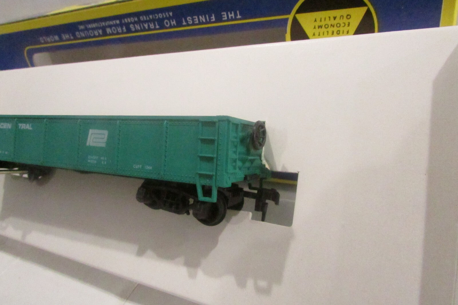 HO Scale AHM 5278EPenn Central Open Gondola #288673