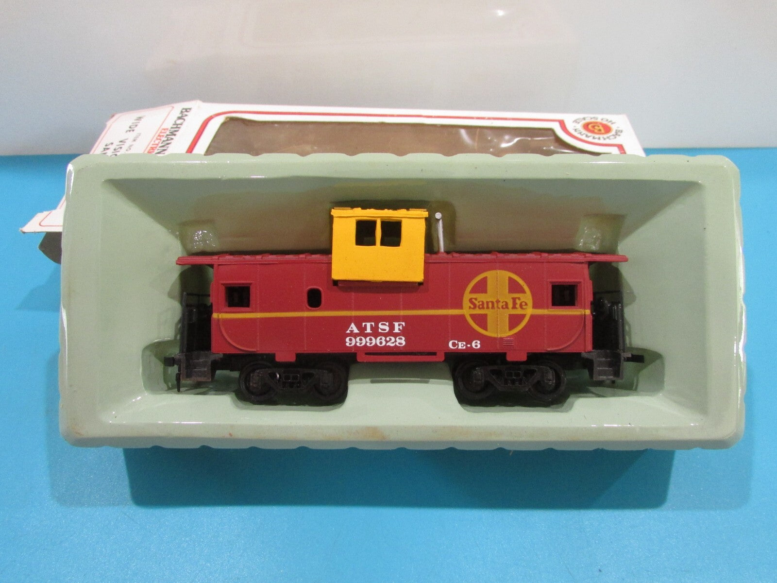 HO Scale Bachmann 43100702 Wide Vision Caboose Santa Fe Lot#1431