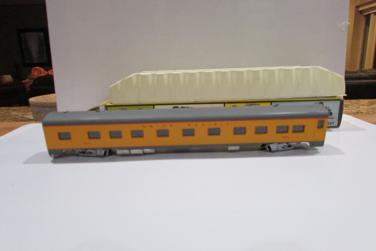 HO Scale AHM 6406-UP HO Union Pacific 1930 Duplex Sleeper #2097 Lot#2834