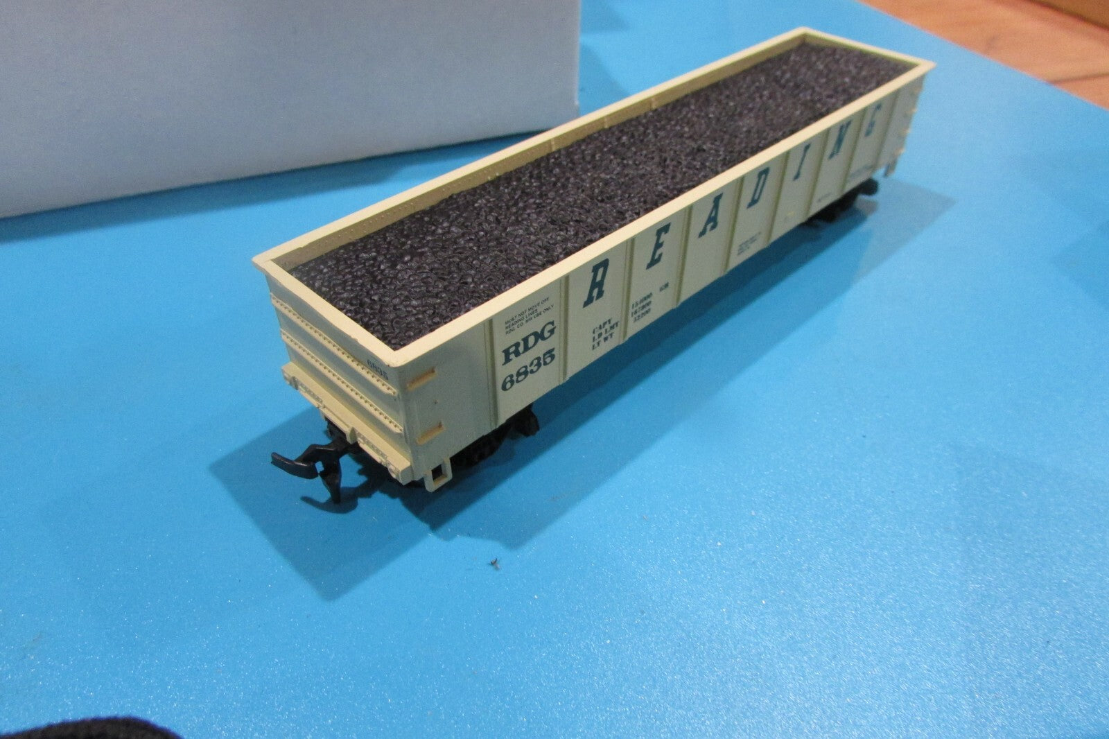 HO Scale Mantua 731-521 (3) Heavy 43' Gondola READING Lot#3436