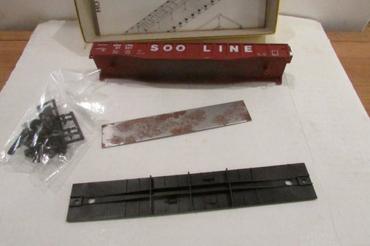 Ho Scale Accurail  67627 Soo Line 52' Gondola Kit #67627 (Brown) BLT 1963