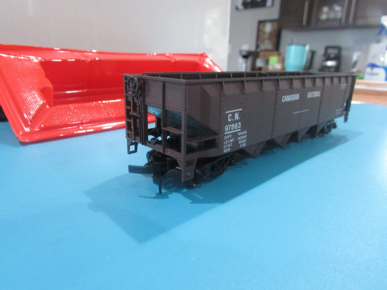 HO Scale Aurora (6) 4Bay Hopper Cars  Canadian National Lot#1800