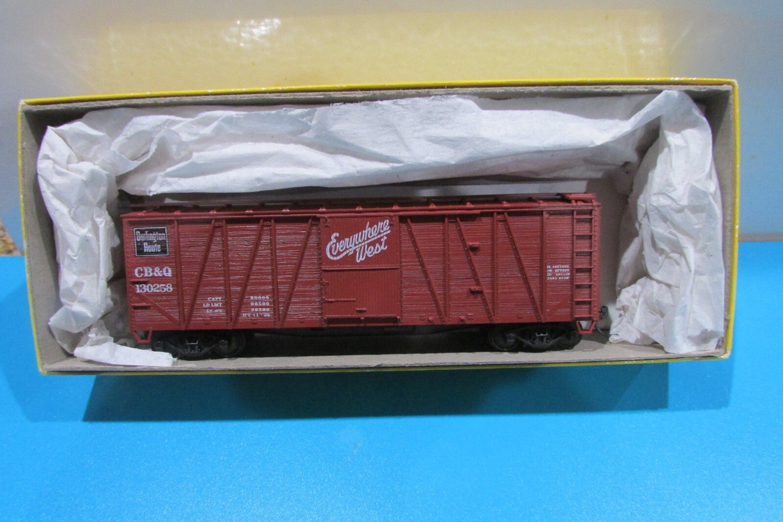 Ho Scale (3)Accurail Assorted Freigh Cars Lot#0688