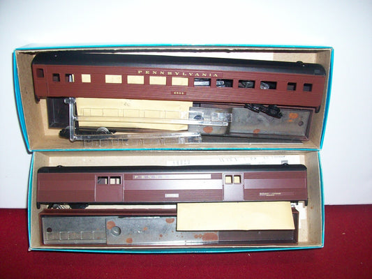 HO Scale  (2) Athearn Passenger Cars Penssylvania Rail Road Lot#4113