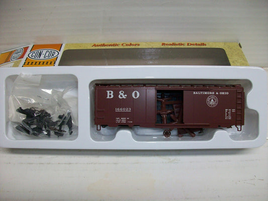Ho Scale  Con-Cor 0001-009403-1 PS-1 Boxcar Kit 40' Car/SD Door "B & O" Lot#3866