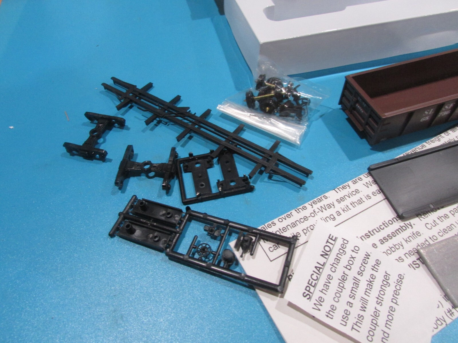 HO Scale E&C Shops 52'-6" Mill Gondola Smooth Side FRISCO #65736 Lot#1930