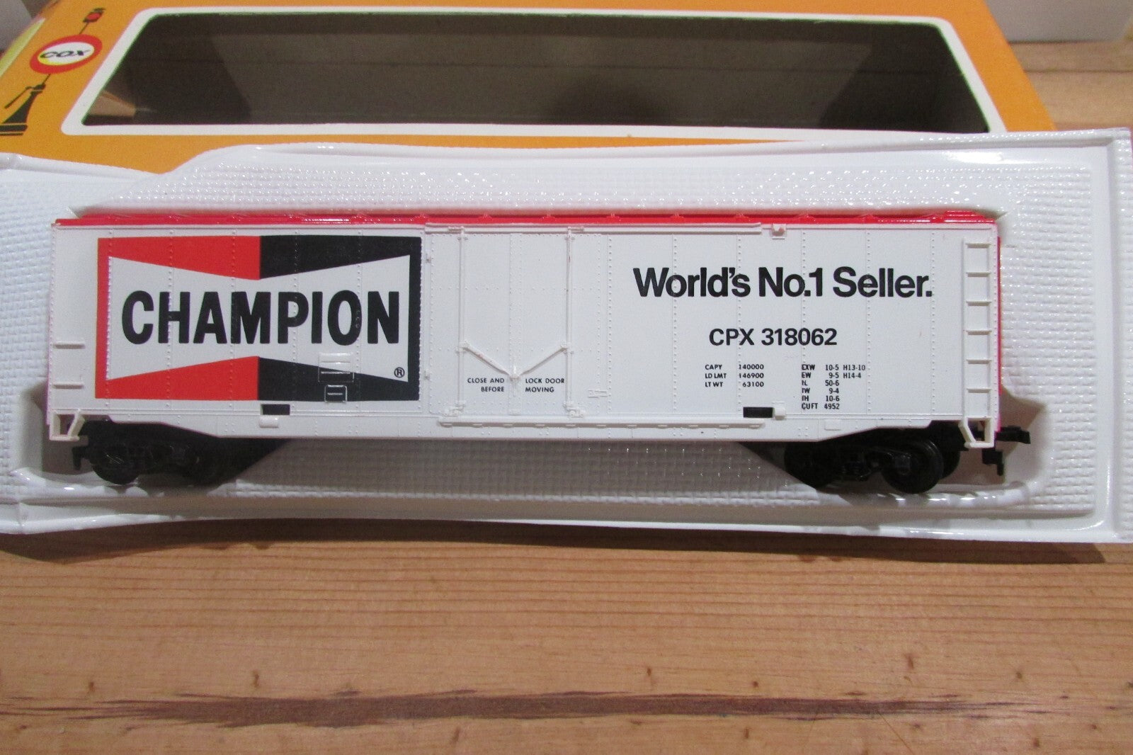 Ho Scale Cox 6121-7 50'ft BoxCar Champion Lot#0120