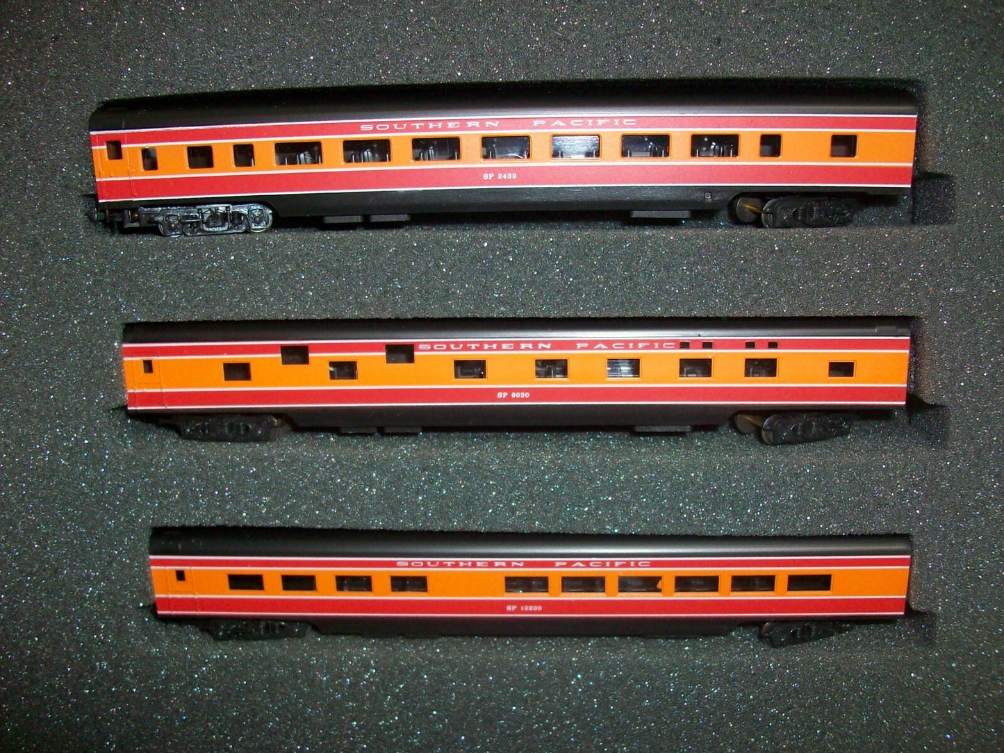 N Scale Con-Cor SouthernPacific Daylight J3a Hudson 7 Piece Steam Powered Set