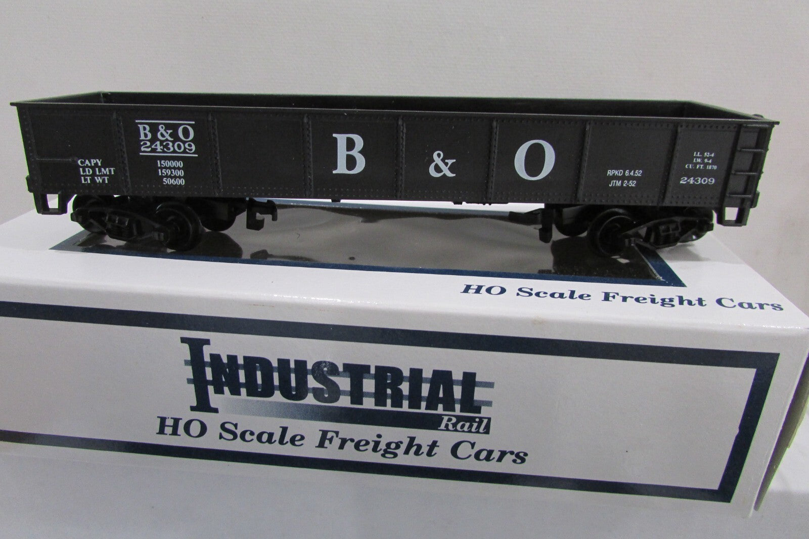 HO Scale Industrial Rail (4) Assorted Freight Cars  Lot#2863