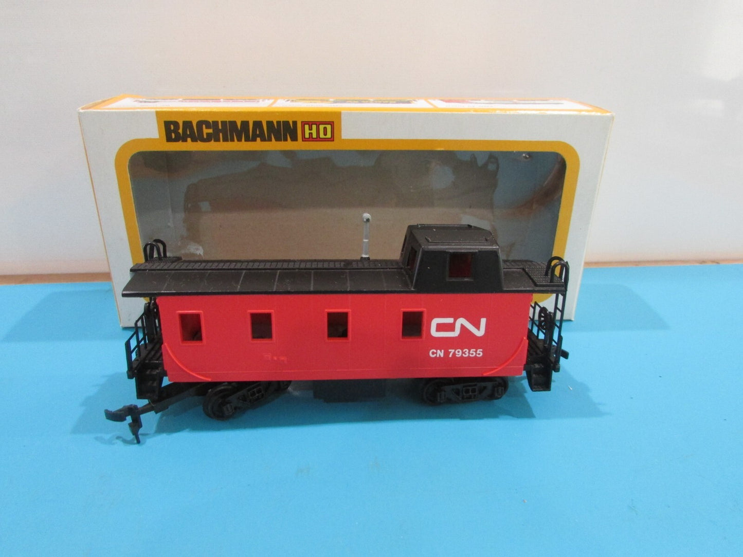HO Scale Bachmann Canadian National Caboose #79355 Lot#1444