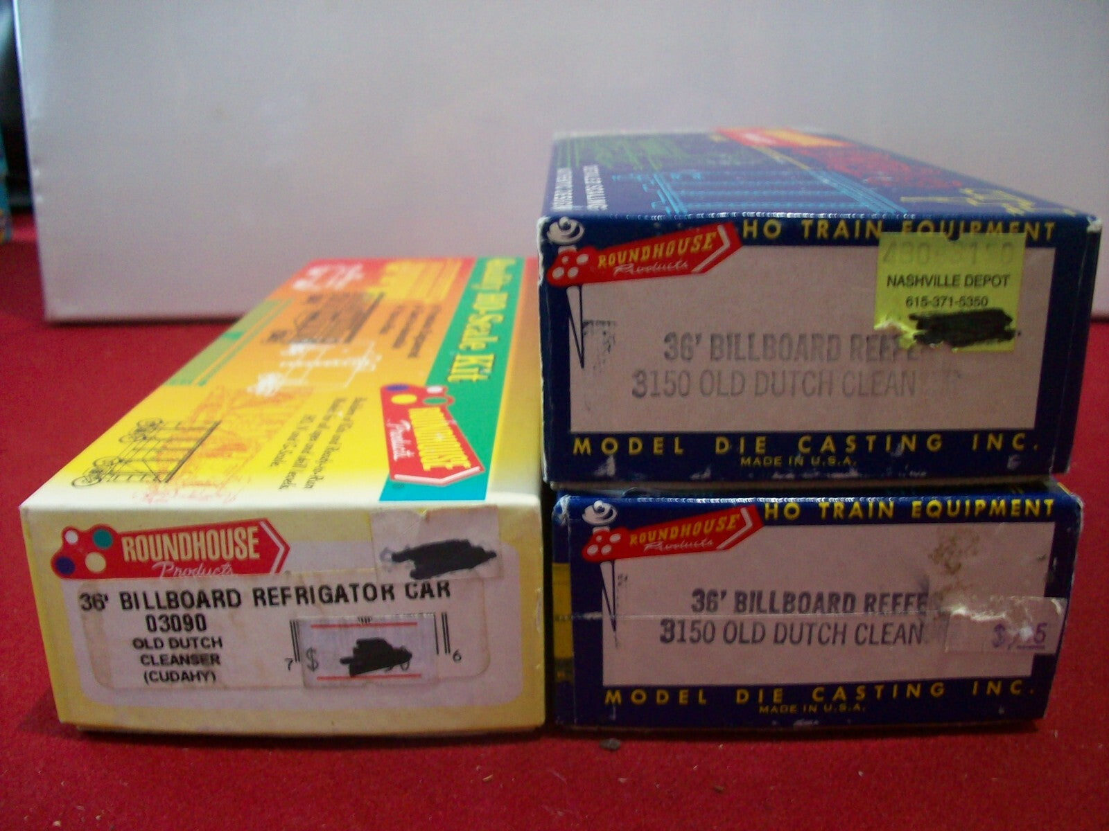 HO Scale (3)RoundHouse 36' Billboard Refrigator Car"Old Dutch Cleanser" Lot#0553