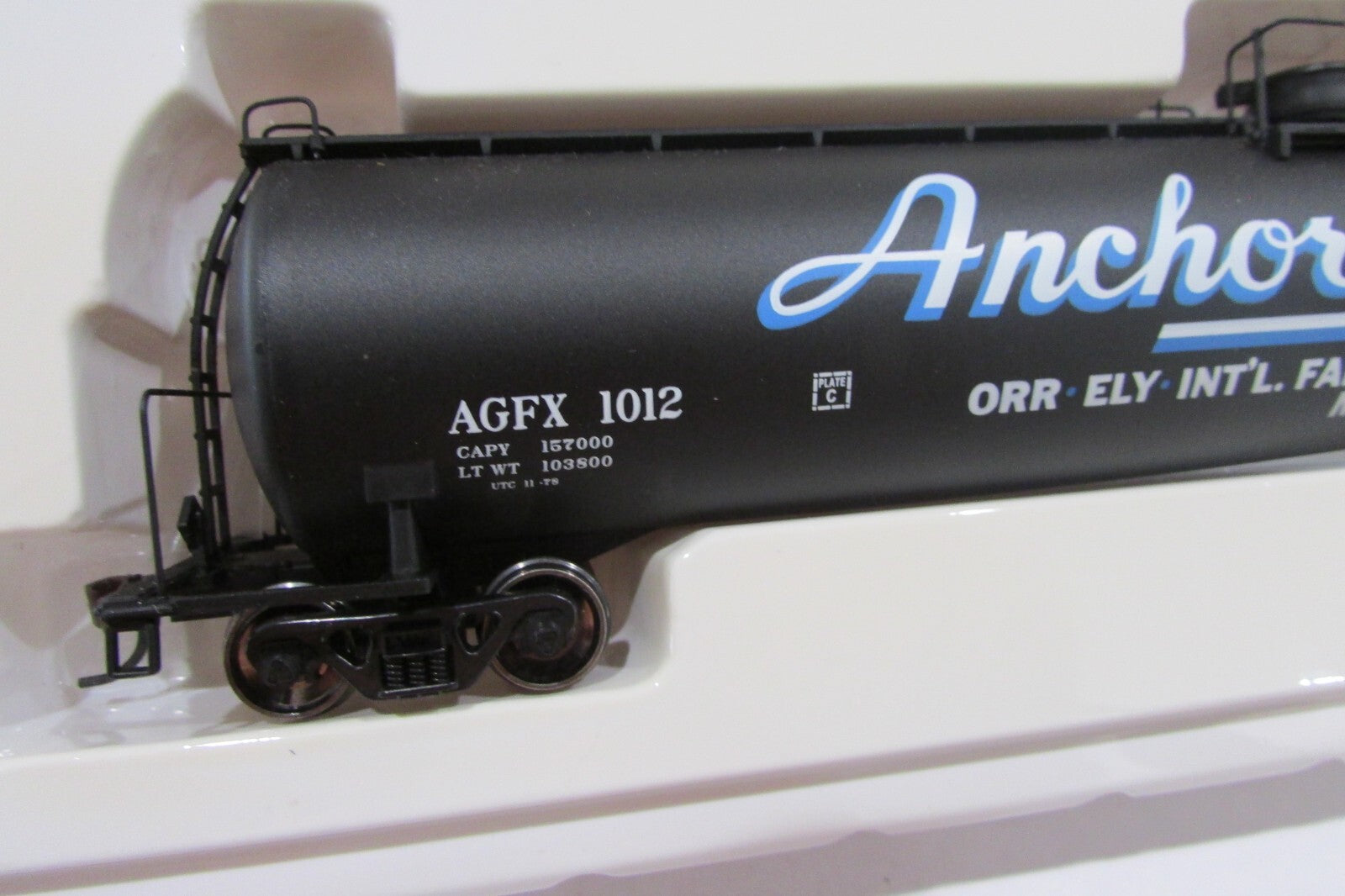 HO Scale Walthers 932-7302 33,000 Gallon LPG Tank Car Anchor Gas ( AGFX ) #1012