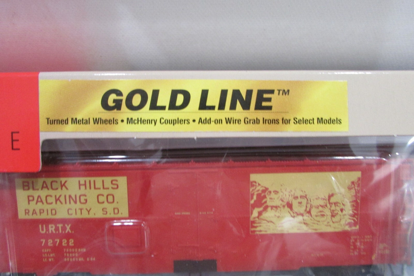 HO Scale Walthers 932-2580 40' Meat Reefer Black Hills Packing Co,#72722 WAL4583