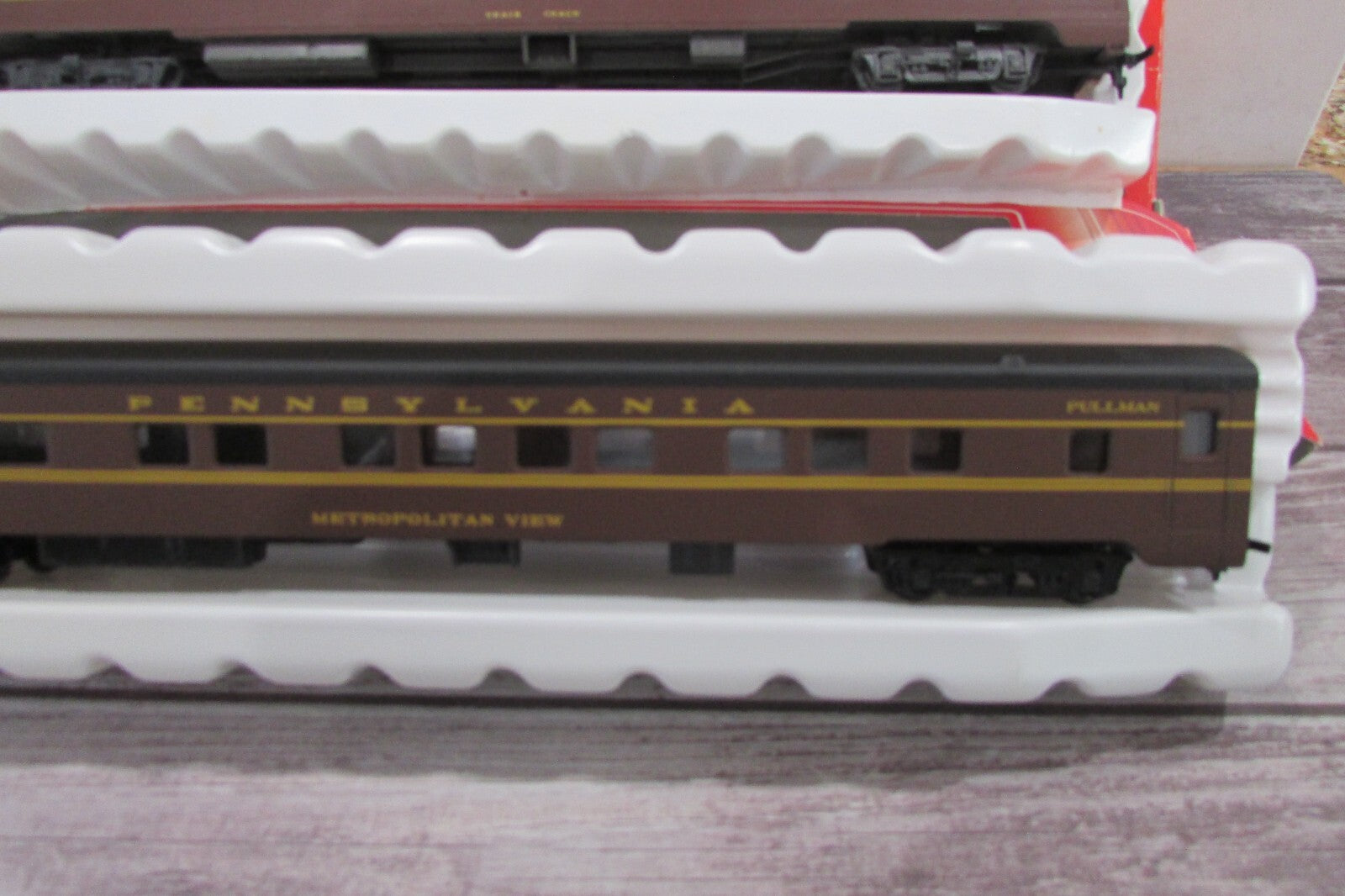 HO Scale IHC (2)Pennsulvania Assorted Passenger Cars Lot#2964