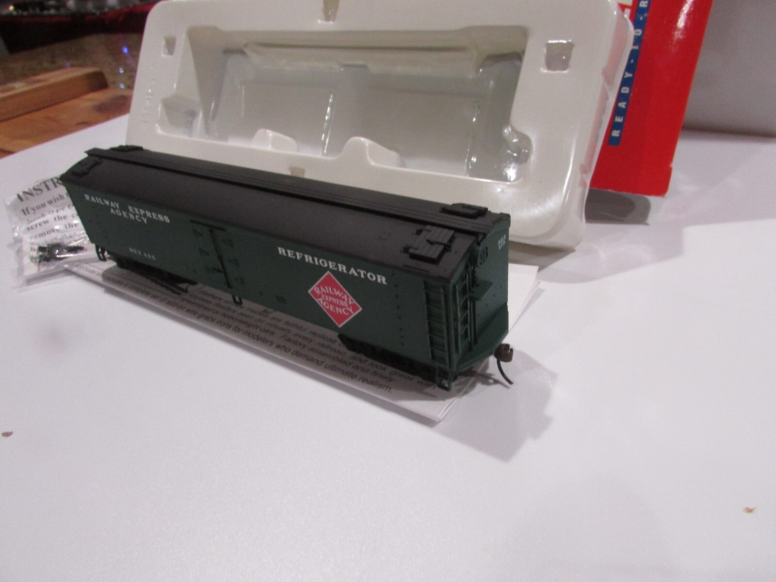 HO Scale Walthers 932-25471 GACX Wood Reefer w/Bolted Pedestal Truck Lot#0614