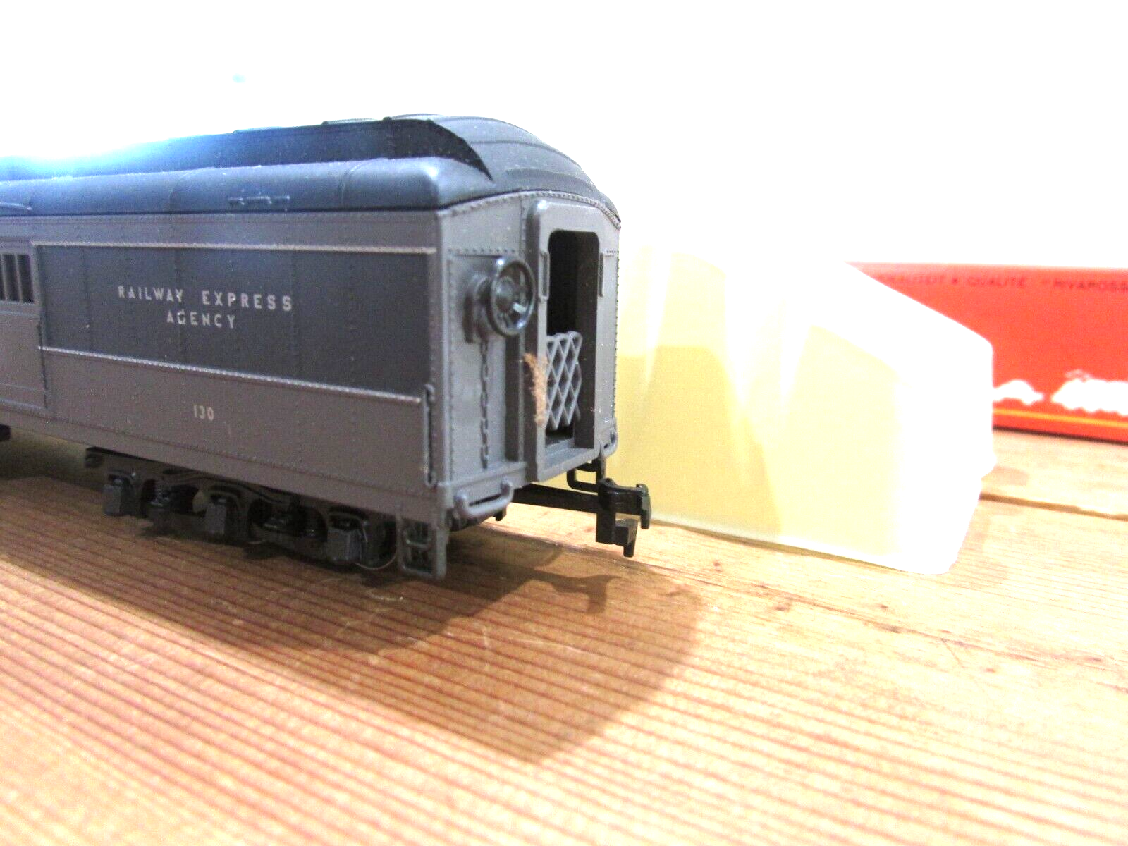 HO Scale Rivarossi Union Pacific REA Combine Passenger Car #130 Lot#3549