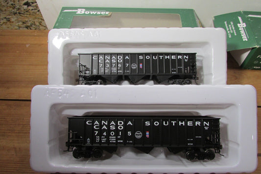 HO Scale Bowser (2) Canada Southern 14Panel 70Ton Hopper Lot#3739