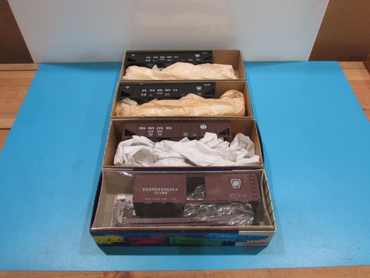 HO Scale Roundhouse (4)Assorted Cars Pennsylvania Lot#1033