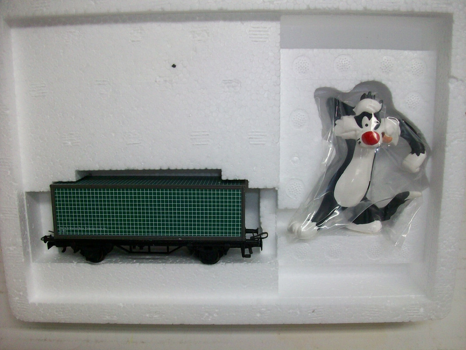 Ho Scale Marklin 48610 2010 Looney Tunes Car NIB Lot#4117