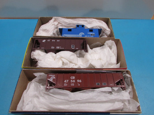 HO Scale RoundHouse (3Cars) Assorted Freight Cars CONRAIL Lot#1578