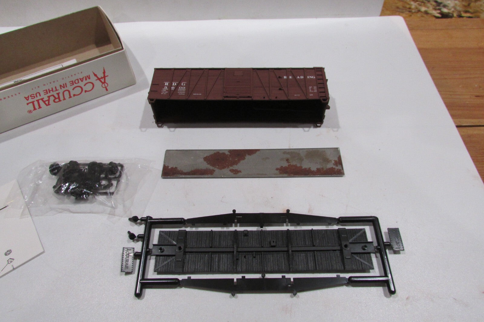 HO Scale Accurail (5) Assorted Freight Cars Kits Lot#2931
