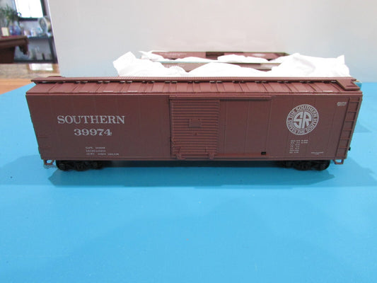 HO Scale Athearn (3Cars) 5060 50ft Single Door Box Cars "Southern" Lot#1107