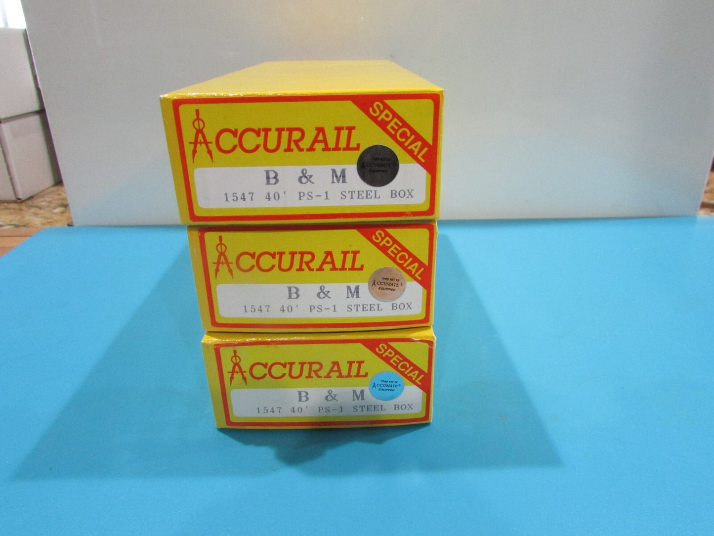 HO Scale Accurail 1547 (3) 40' AAR Steel Box Car B & M Lot#1233