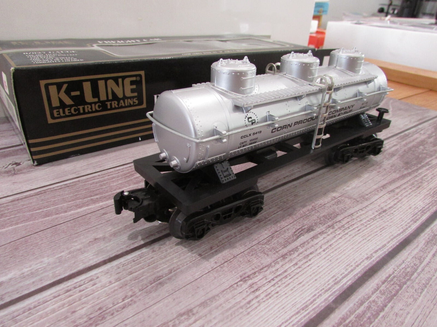 O Gauge K-Line K5419 Corn Products Tiple Dome Tank Car Lot#3066