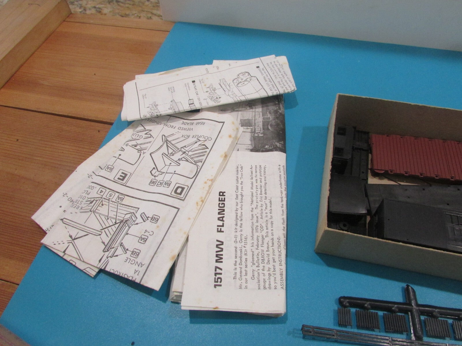 HO Scale Roundhouse 1517 Snow Dozer Flanger & Snow Plow Undecorated Lot#2222