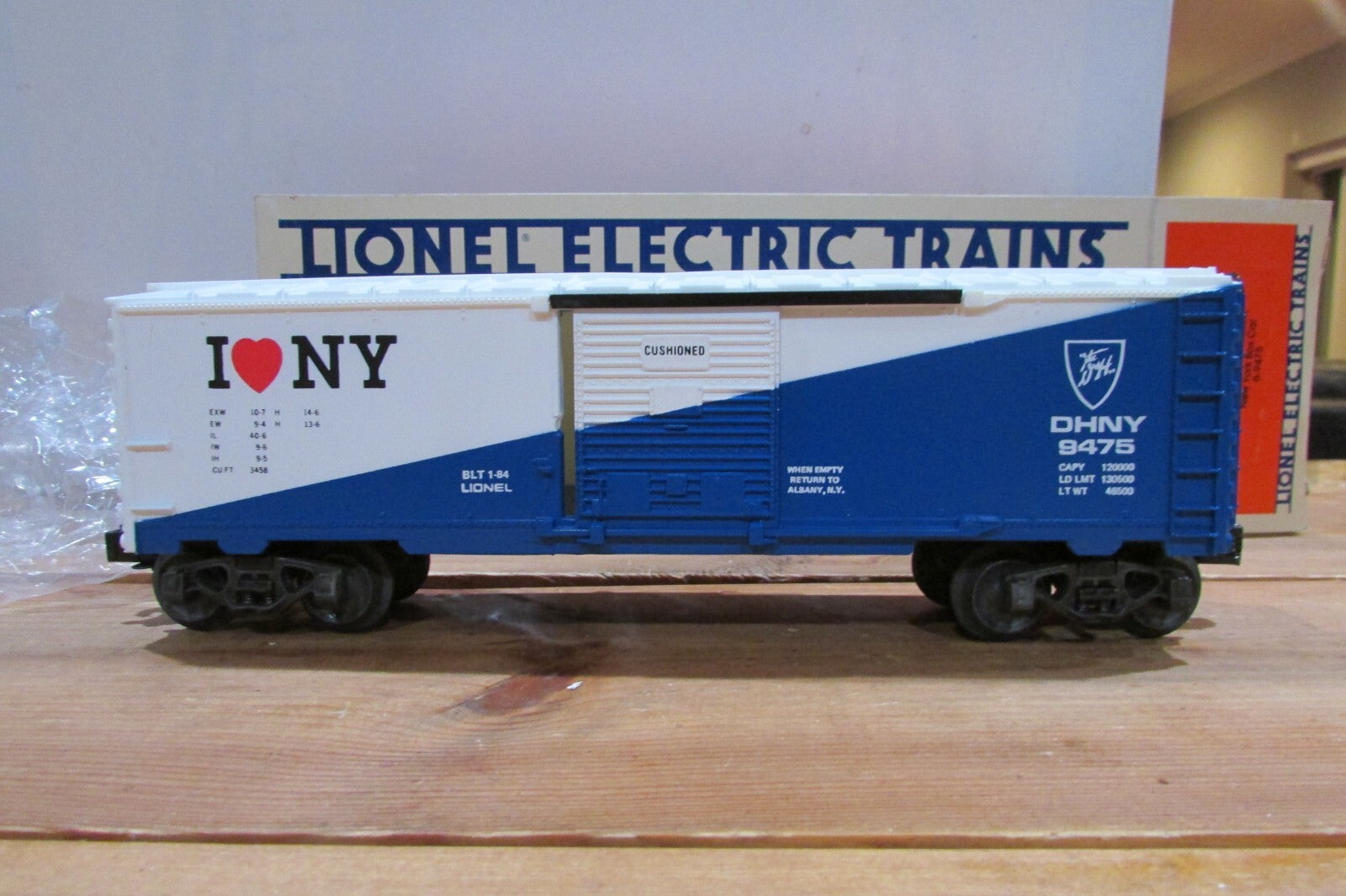 O Gauge  Lionel 6-9475 Delaware & Hudson New York  Box Car