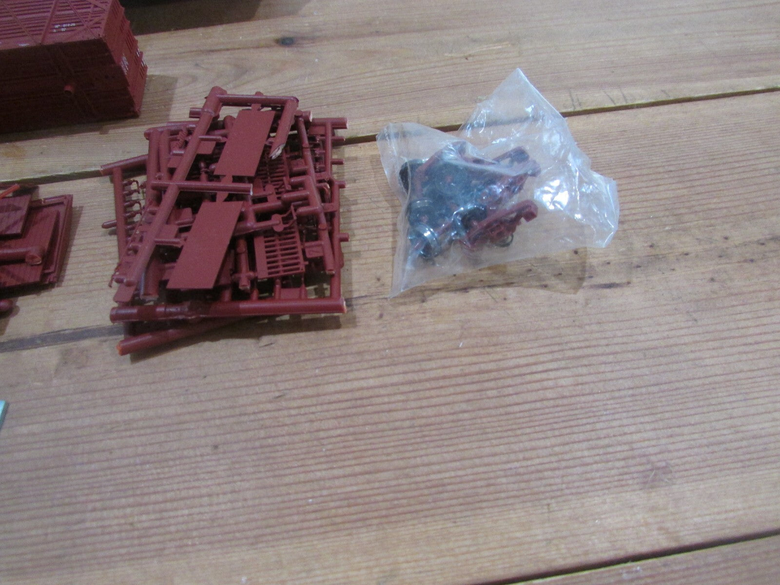 HO Scale Life-Life Proto 2000 Series (2)Mather 40' Double Stock Cars  Lot#3546