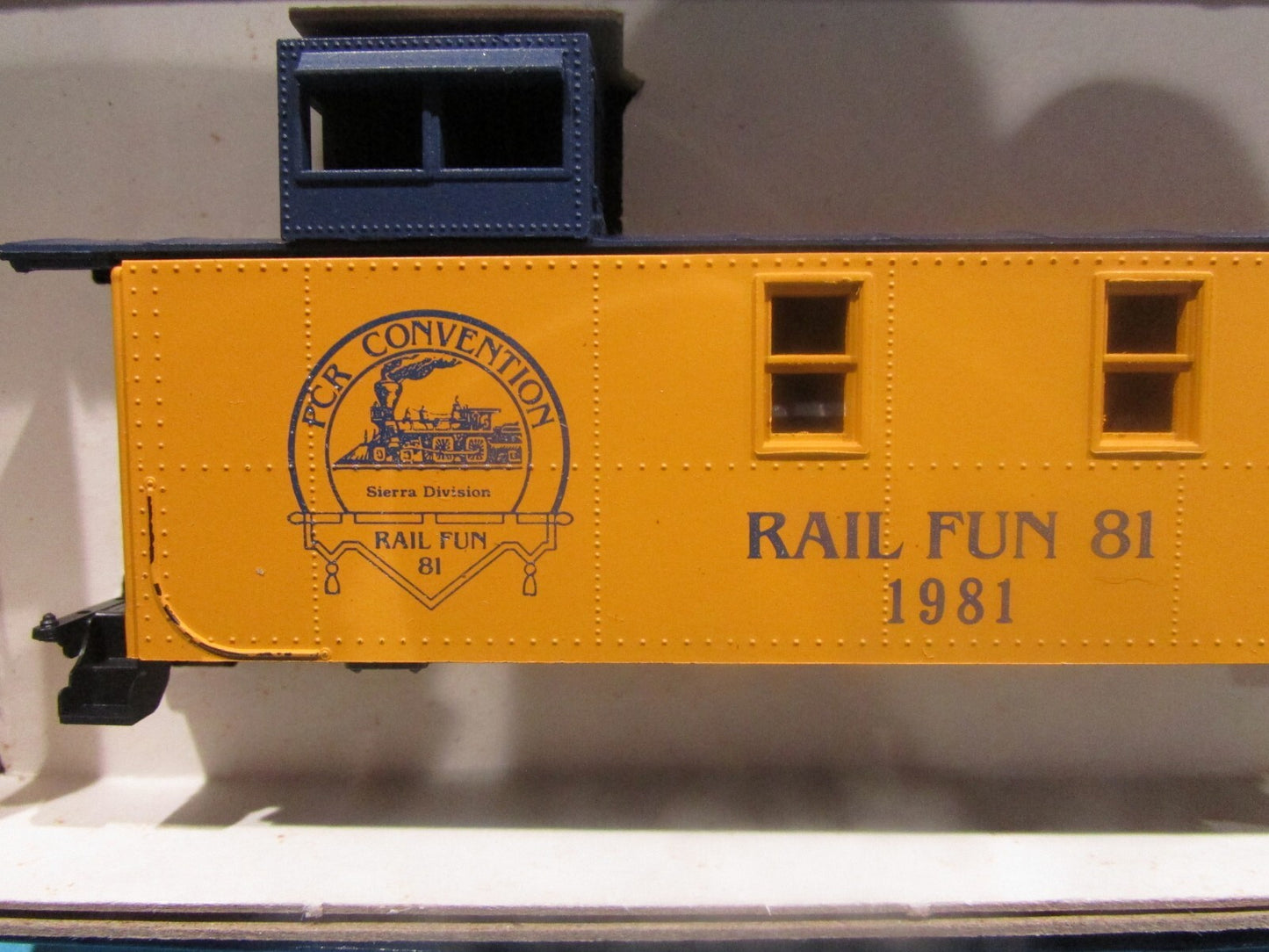 HO Scale RoundHouse PCR 1981 Convention Rail Fun Caboose RH4332