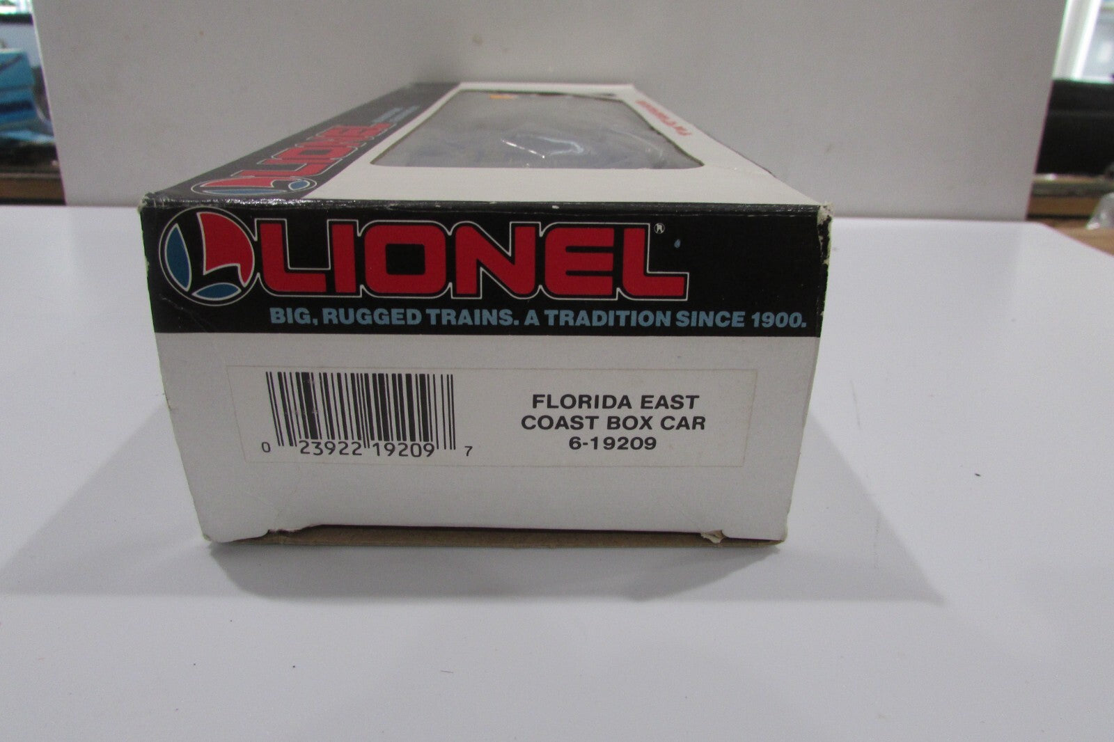 O Gauge Lionel 6-19209 Florida East Coast Box Car