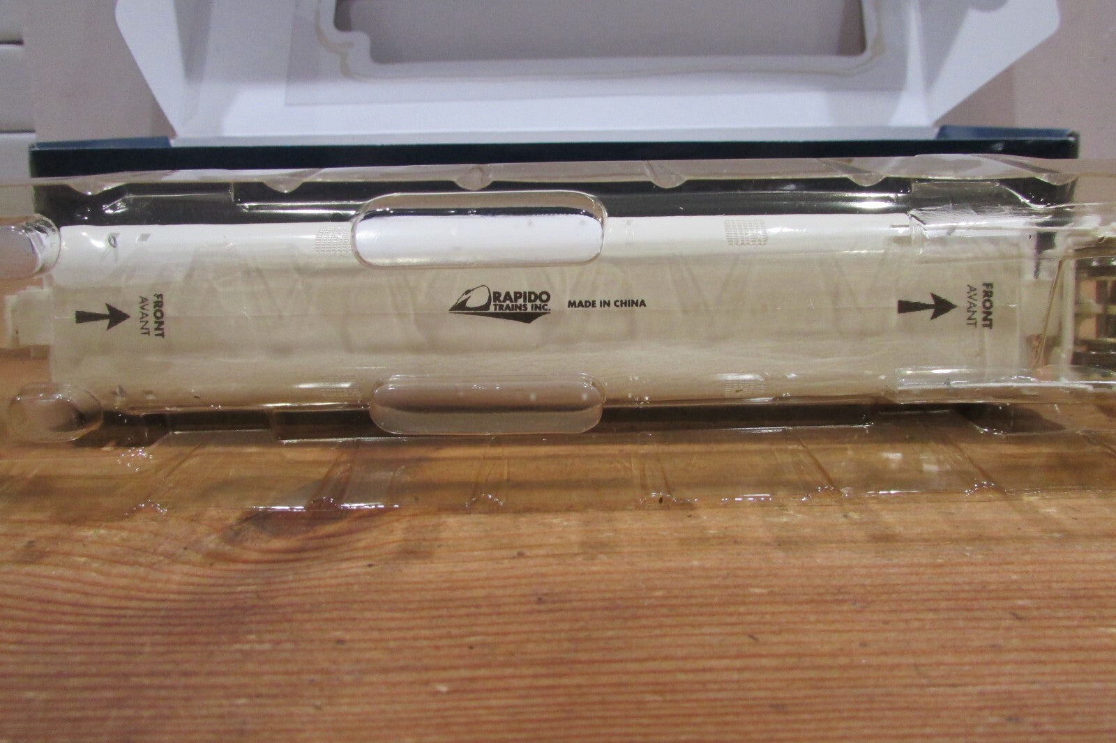 HO Scale Rapido Trains IC-36/37 200302 Early Amtrak Turbo Coach #72 Lot#4159