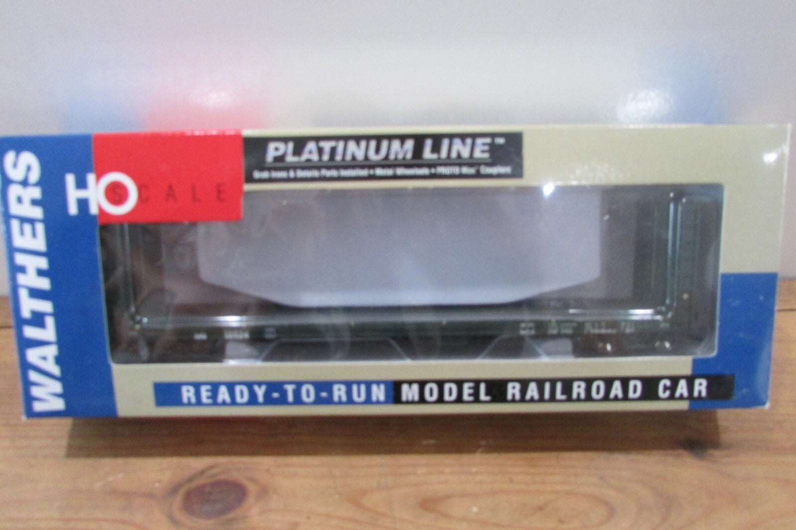 HO Scale Walthers  932-40064 Canadian 50' Buklhead Flat Car IHB#18524 WAL4887