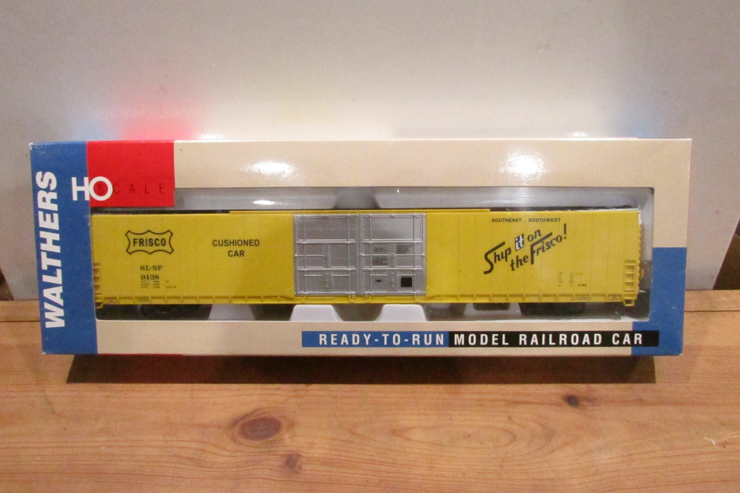 HO Scale 932-3521 SLSF Frisco Standard 86' Hi-Cube Boxcar 4-Door Lot#3350
