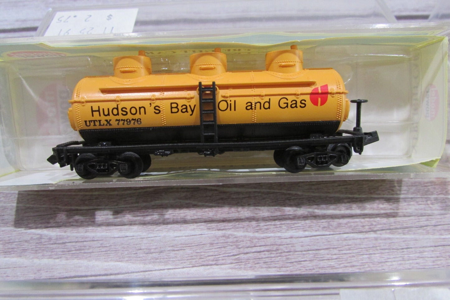 N Scale Model Power (5) Assorted Tank Cars   Lot#3073