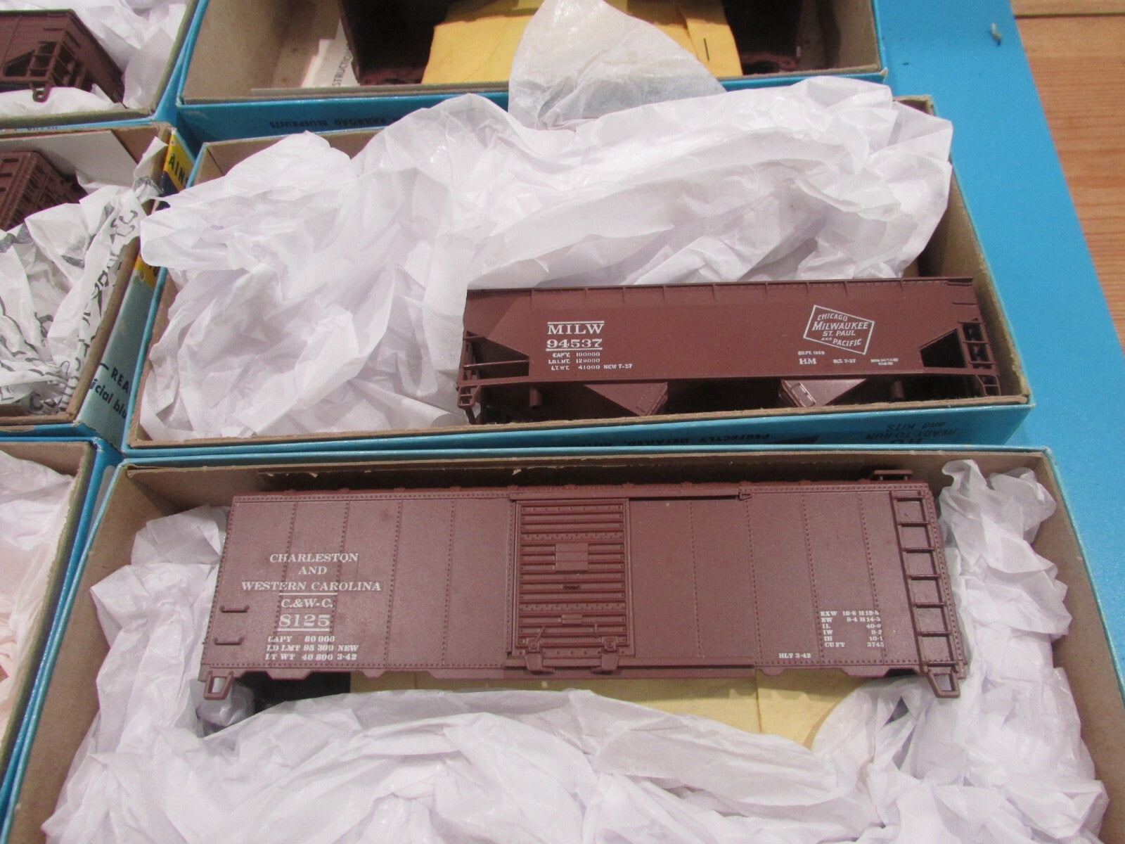 HO Scale Athearn (6) Assorted Box Casr Kits Lot#1488