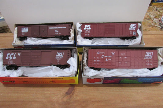 HO Scale Roundhouse (4) Assorted Freight Cars Seaboard Coast  Line  Lot#4144