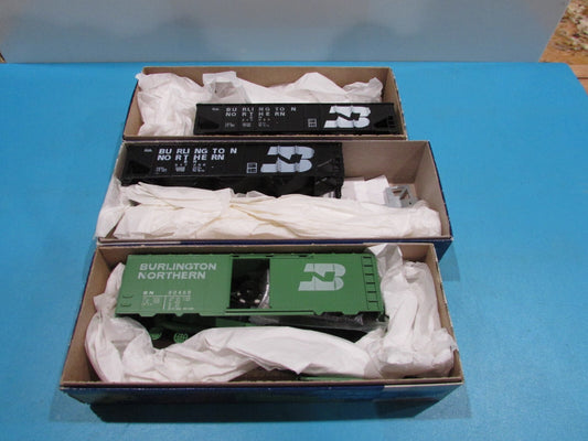 HO Scale RoundHouse (3Cars) Assorted Burlington Northern Cars Lot#1575