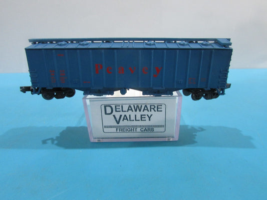 N Scale Delaware Valley 2341 Covered Hopper  Peavey