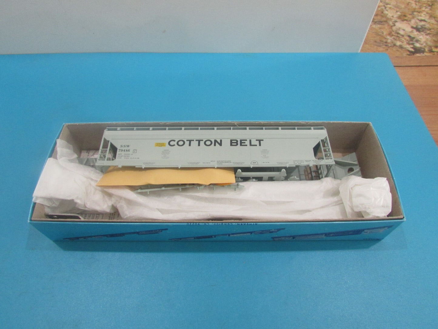 HO Scale Athearn 1913 Center Flo Hopper Car Kit Cotton Belt Lo#2088