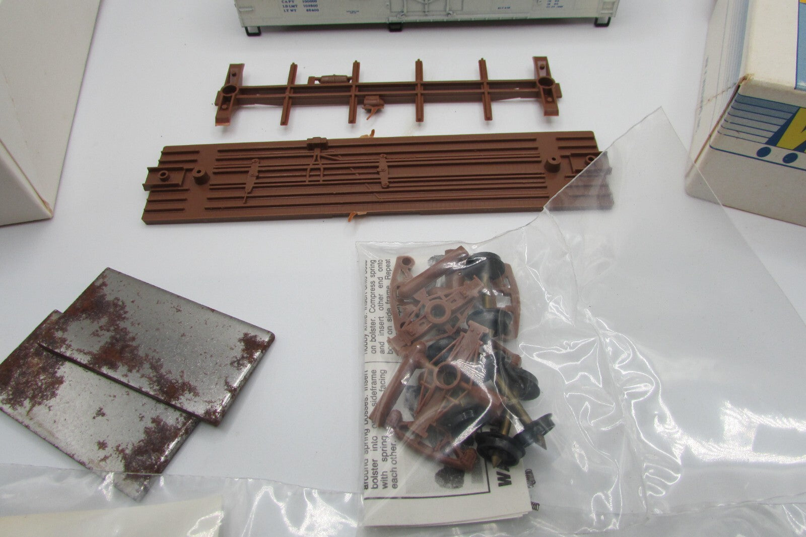 HO Scale Walthers 932-3308 40' Plug Door Reefer Reading #202 WAL4871